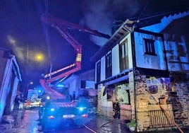 Sofocado el fuego en una vivienda en Villafranca del Bierzo