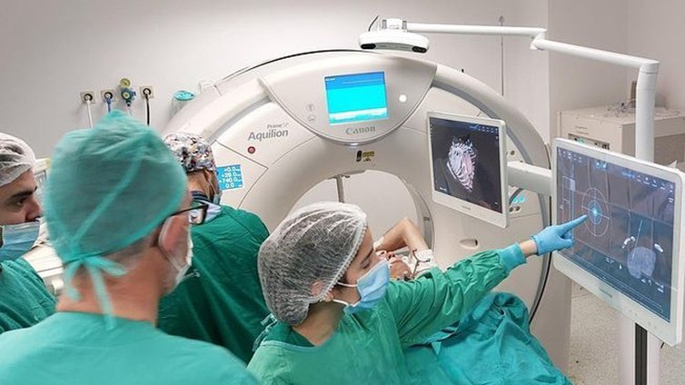 El Hospital de Ciudad Real realiza una operación pionera para afrontar un tumor hepático