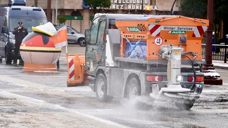 La nieve de la borrasca 'Ivo' pone en fase de pre-emergencia a la provincia de León