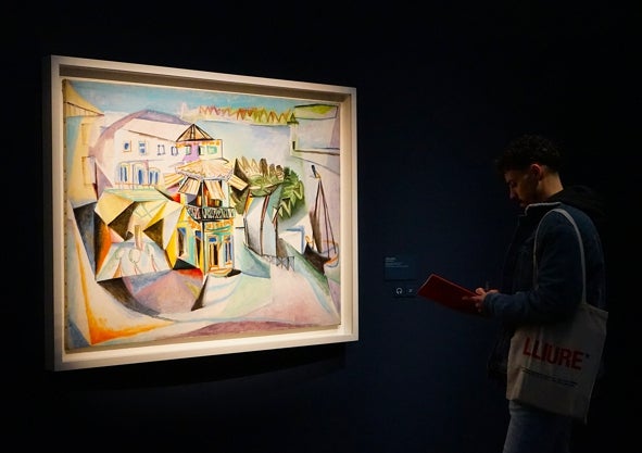 Imagen secundaria 1 - Vista de algunos de los cuadros de la exposición 