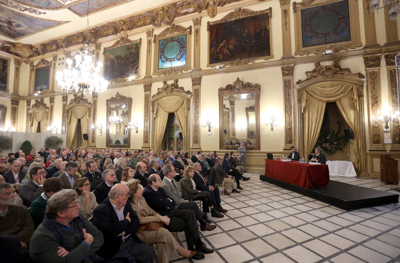 La presentación del Plan Director del Círculo de la Amistad en Córdoba, en imágenes