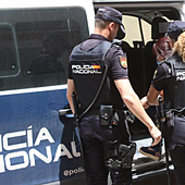 Detenidos dos fugitivos buscados por Alemania trabajando en un local en Tenerife