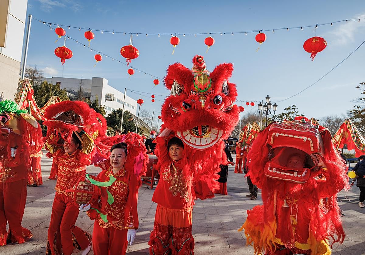 Desfile del Año Nuevo Chino de Madrid: horario, recorrido y cortes de tráfico previstos hoy