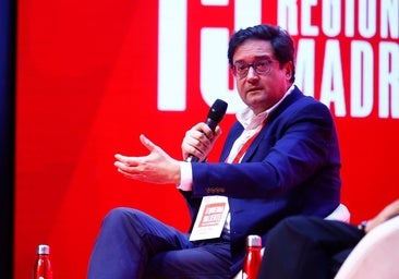 El PSOE de Madrid respalda la ejecutiva liderada por Óscar López por un 83,3 por ciento de votos, con casi un 16 por ciento en blanco