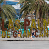 Los turistas internacionales suben un 5% en Canarias, con un 7% más de gasto