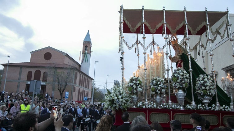 La hermandad de la O estrenará el Sábado de Pasión en Córdoba las túnicas y un pollero para la Virgen