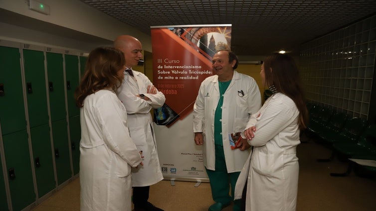 Nuevo hito en el hospital Reina Sofía de Córdoba: primero de Andalucía en sustituir sin cirugía la válvula tricúspide del corazón