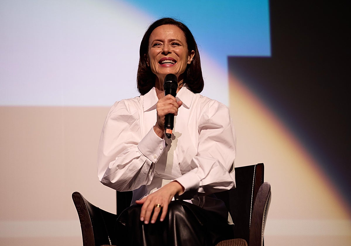 Aitana Sánchez-Gijón, en su encuentro con seguidores en Granada