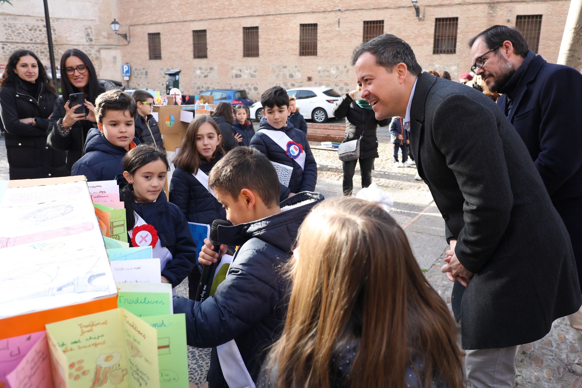 Escolares del colegio Divina Pastora presentan su proyecto &#039;Luz de Europa&#039;