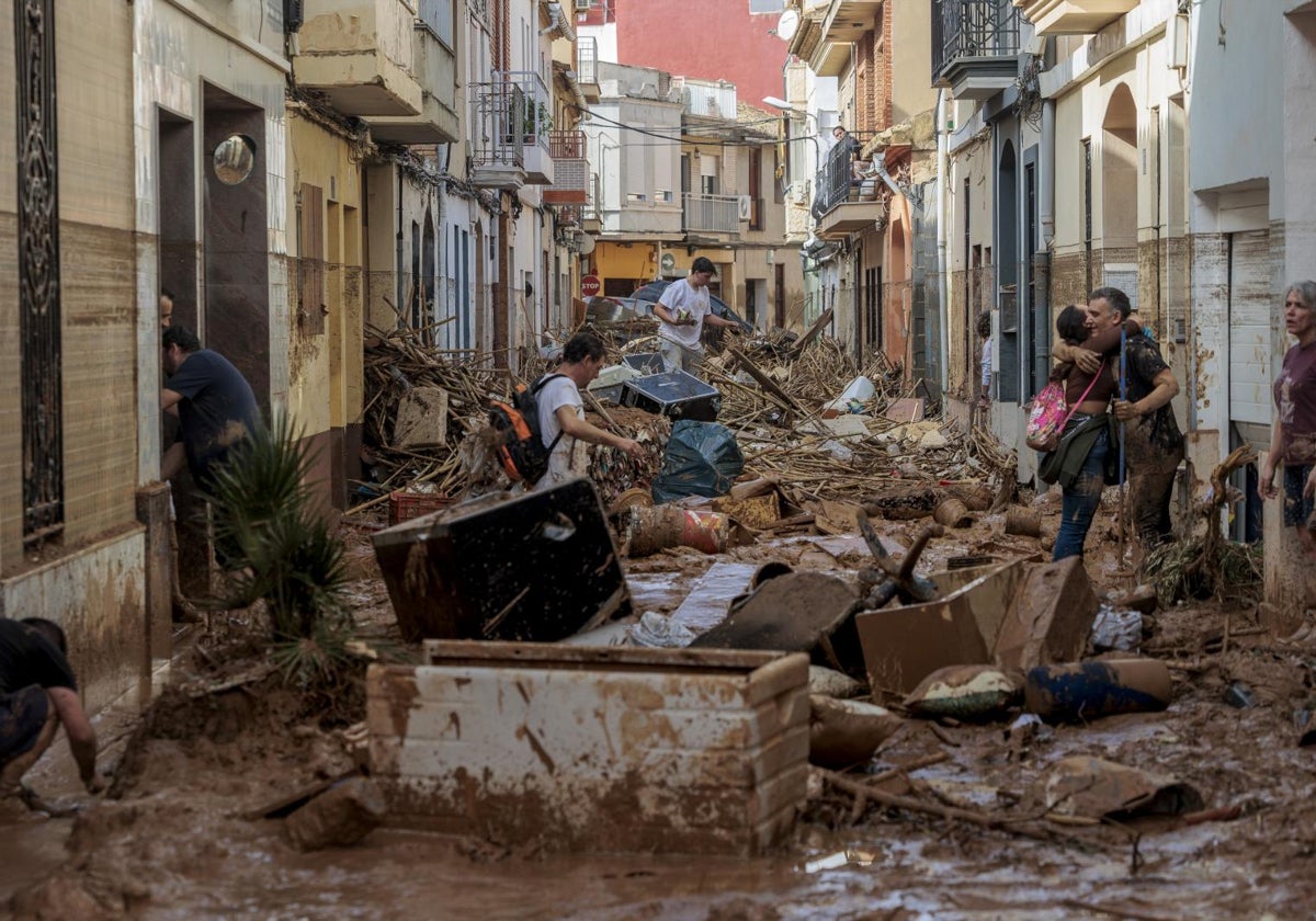 Imagen de archivo de una calle afectada por la dana del 29 de octubre en Valencia