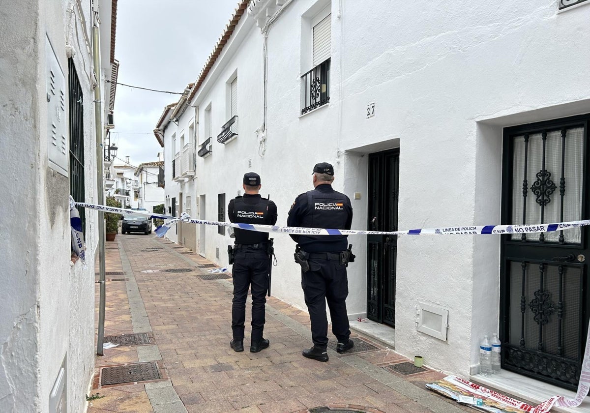 La Policía en el lugar del asesinato