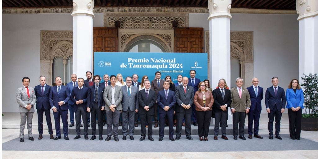 Page muestra su «orgullo personal» por «ser el primero en reaccionar» a Urtasun cuando este suprimió el Premio Nacional de Tauromaquia