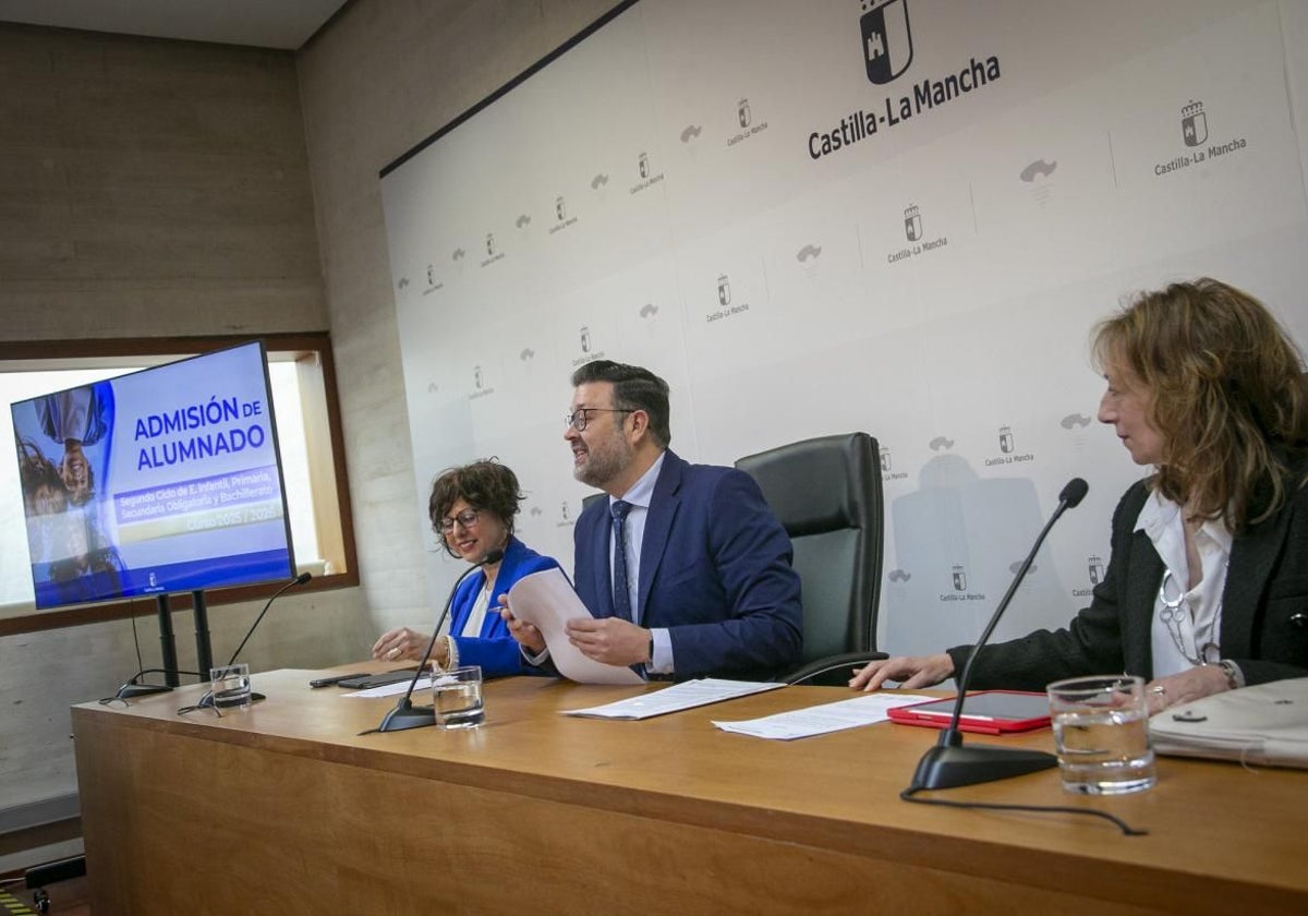 Amador Pastor durante la presentación del proceso de admisión para el nuevo curso