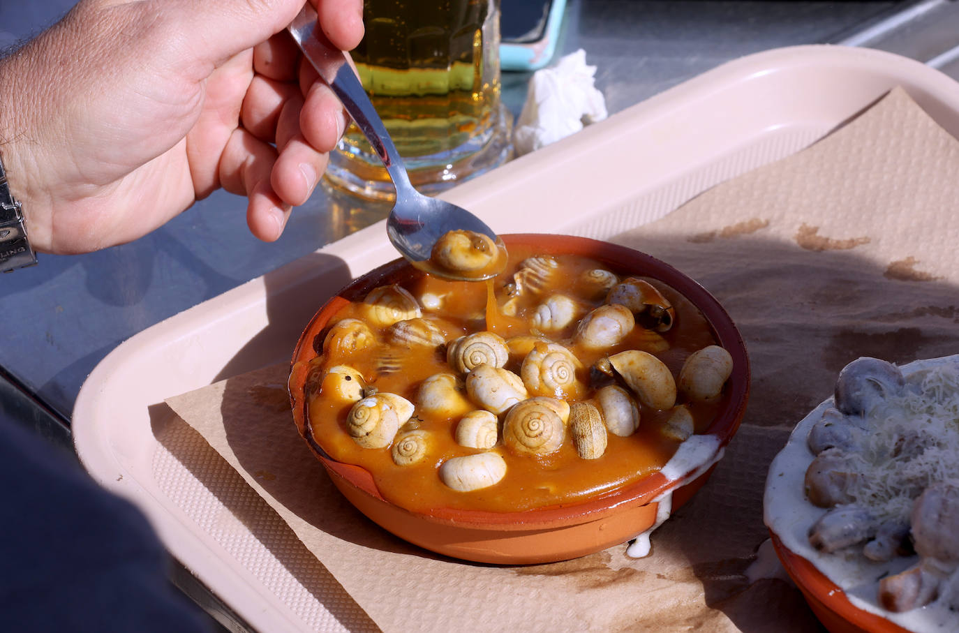 La esperada apertura de los puestos de caracoles en Córdoba, en imágenes