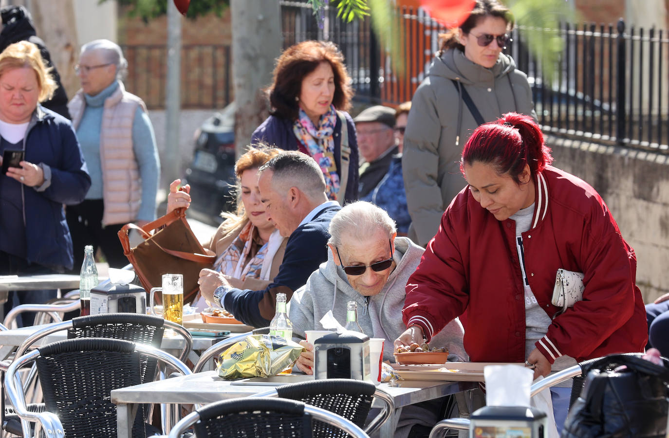 La esperada apertura de los puestos de caracoles en Córdoba, en imágenes