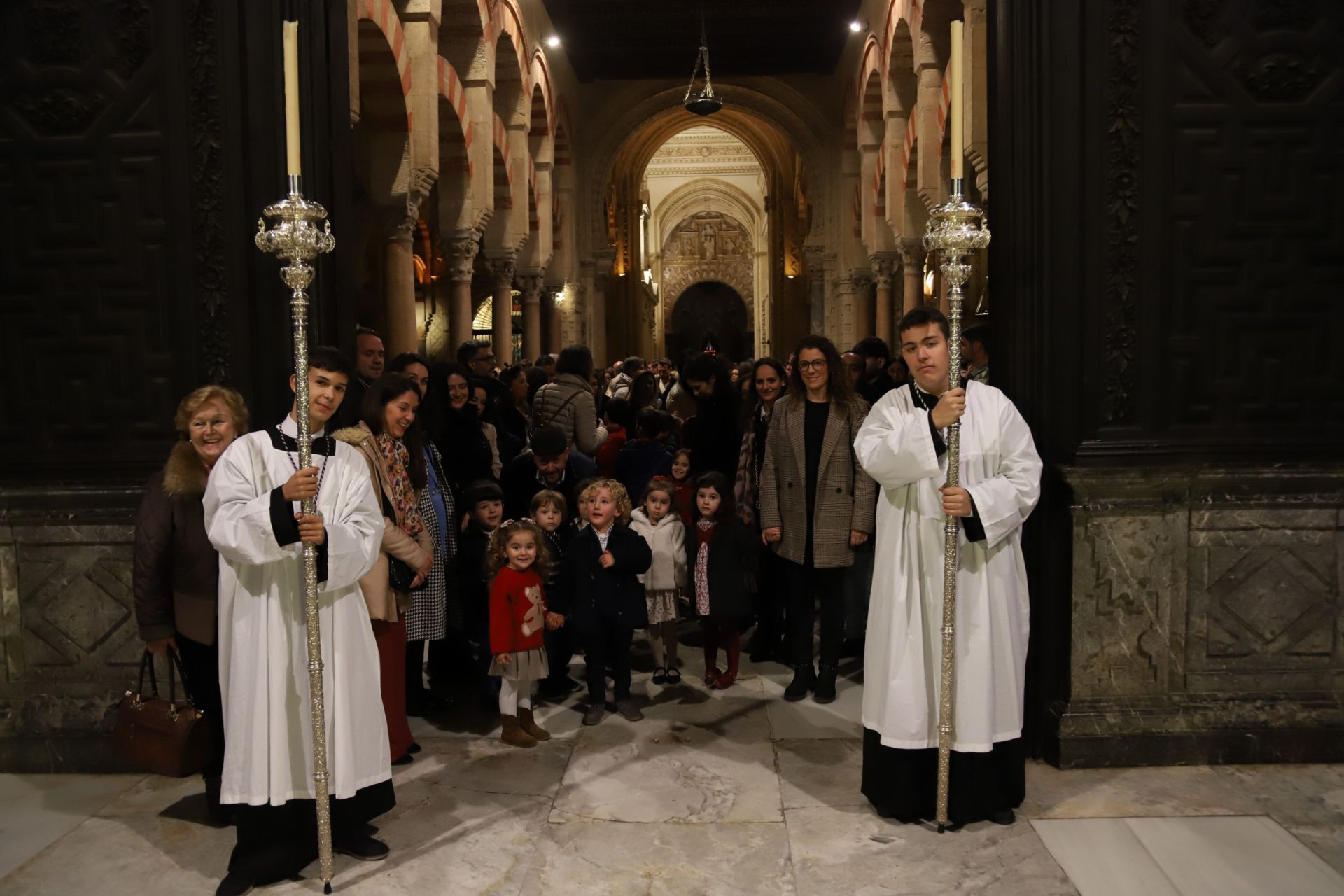 La salida extraordinaria con las reliquias de San Juan Bautista de la Concepción por Córdoba, en imágenes