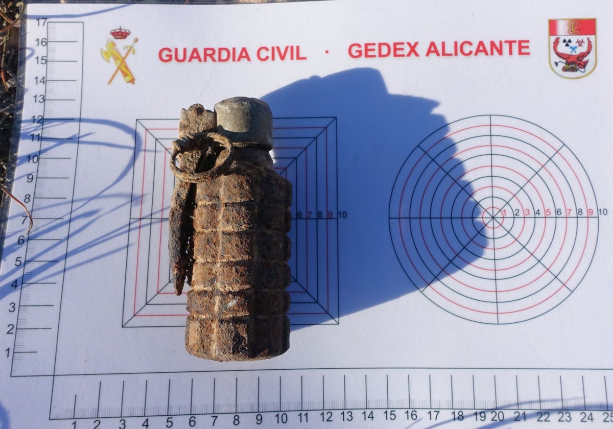 La granada de mano se encontraba oxidada y en mal estado de conservación