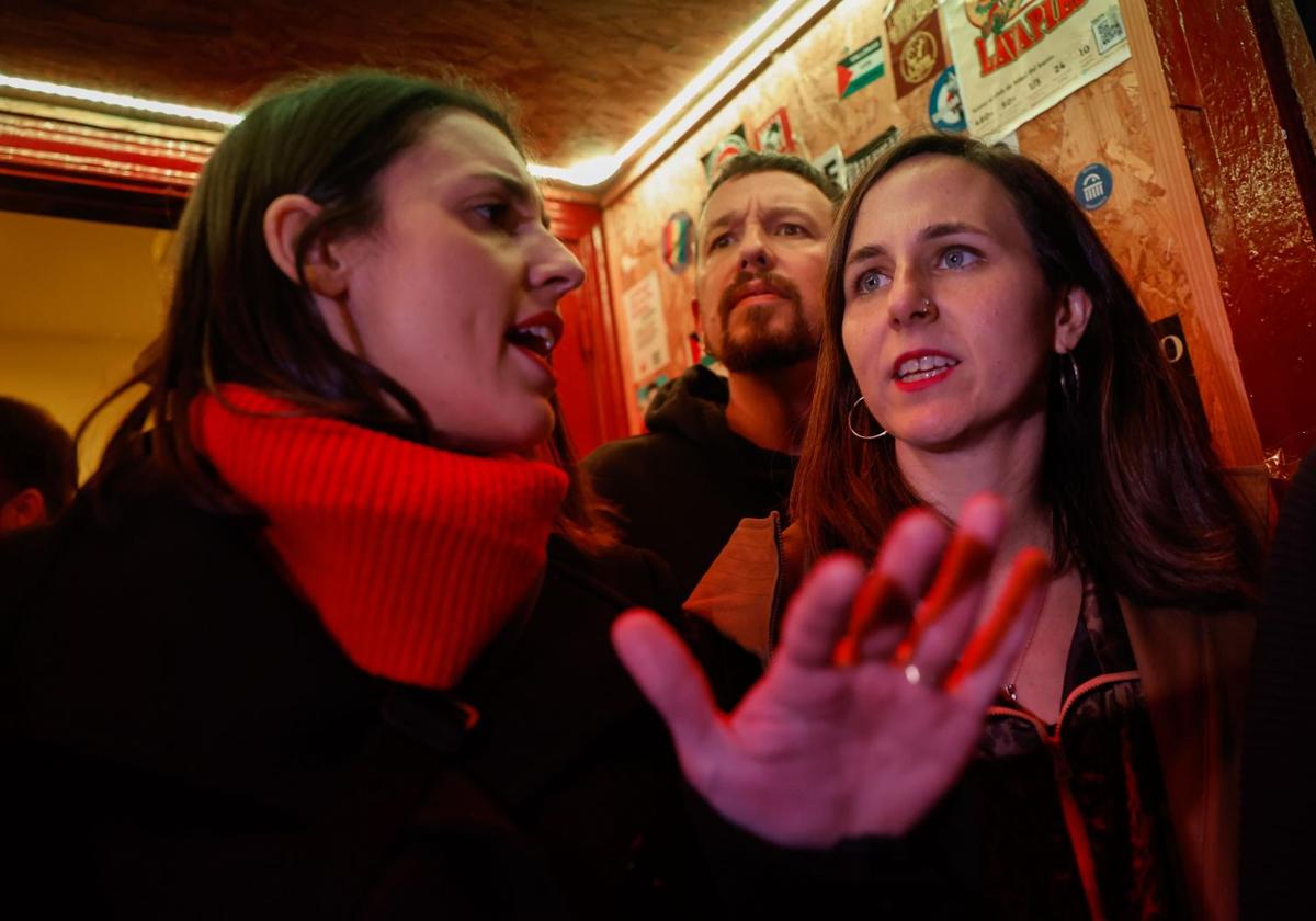 Belarra e Iglesias arroparon a Montero en enero en la presentación de su libro en Lavapiés (Madrid)