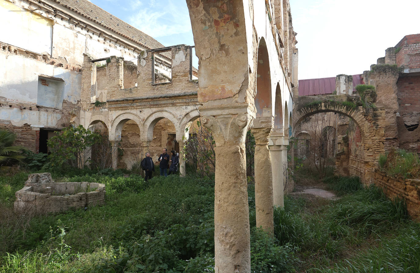 Comienza la restauración del convento de Regina de Córdoba, en imágenes