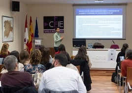 Los profesores, a clase: «reciclaje» profesional al servicio de los alumnos