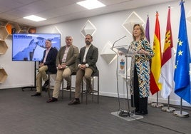 Guarinos presenta la estrategia para cambiar Guadalajara, que aspira a recibir 20 millones de los fondos europeos