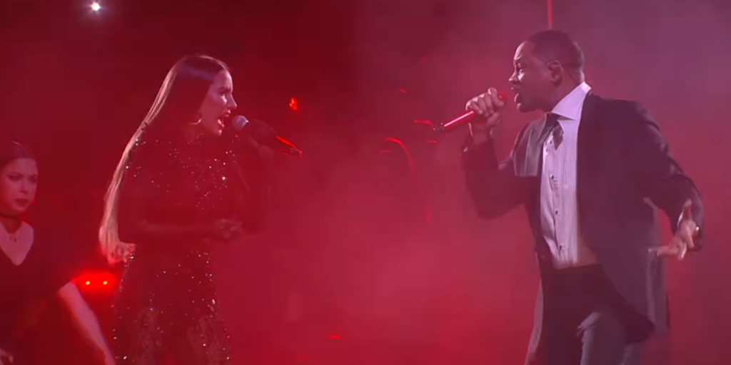 India Martínez y Will Smith cantan por primera vez 'First Love' en los premios Lo Nuestro: así fue el momento