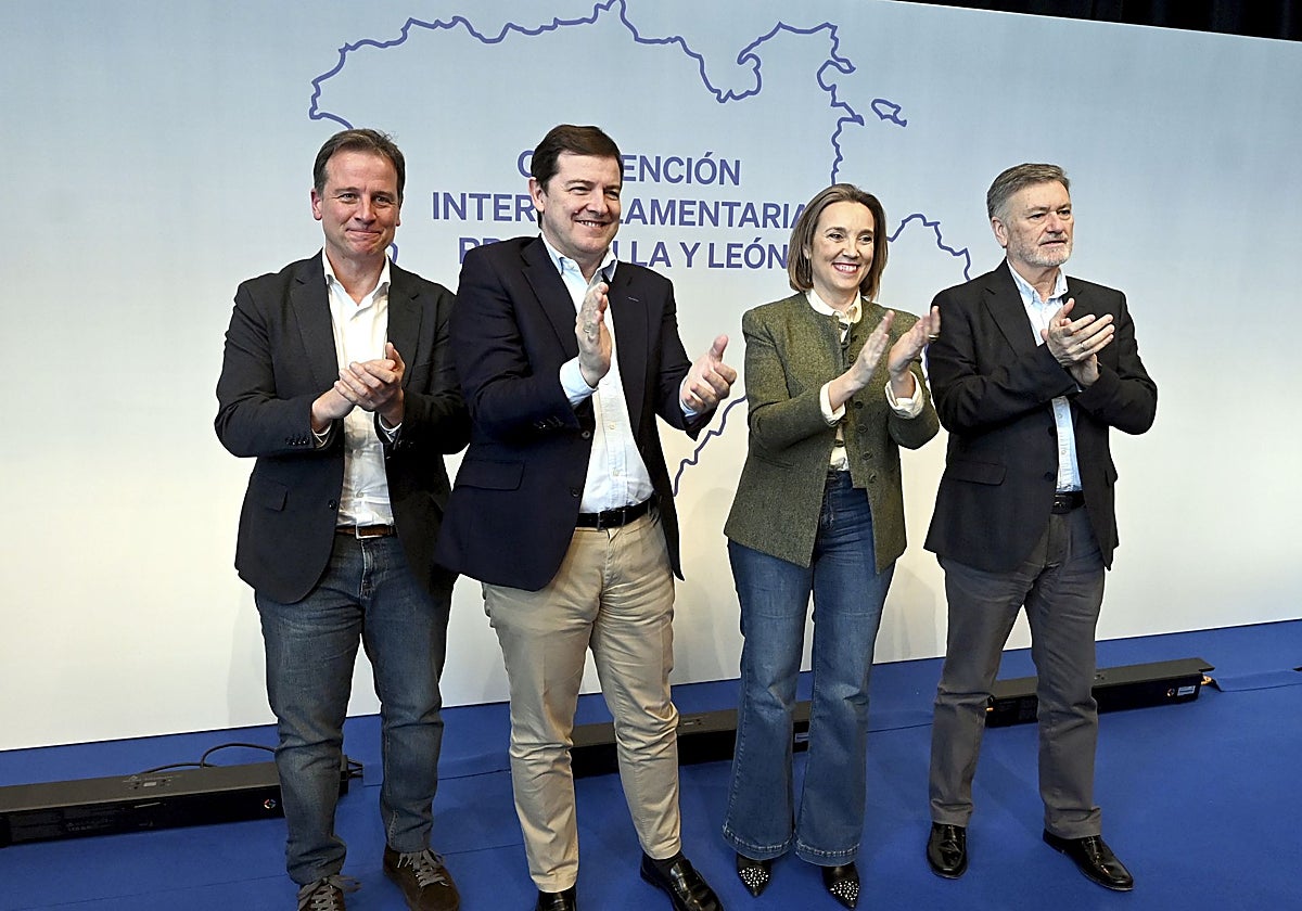 Borja Suárez, Alfonso Fernández Mañueco, Cuca Gamarra y Francisco Vázquez, este sábado en Burgos en la Interparlamentaria del PP de Castilla y León celebrada en Burgos