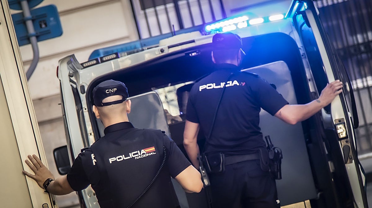 Liberan a 48 mujeres esclavizadas sexualmente en clubs de alterne de Alicante