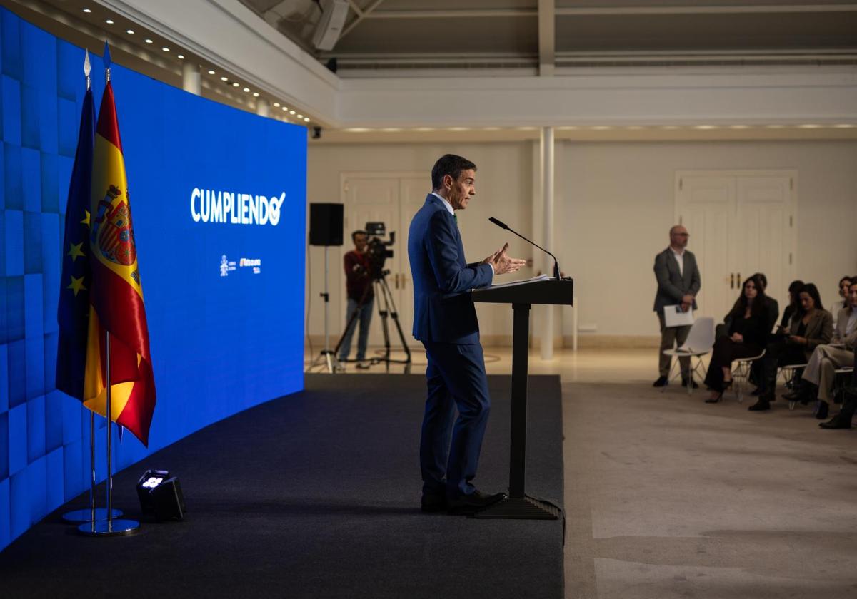 El presidente del Gobierno, Pedro Sánchez, durante una rueda de prensa posterior a la reunión del Consejo de Ministros