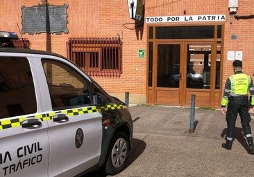 Una patrulla de Zamora asiste de madrugada a una mujer que se puso de parto en un coche en plena autovía