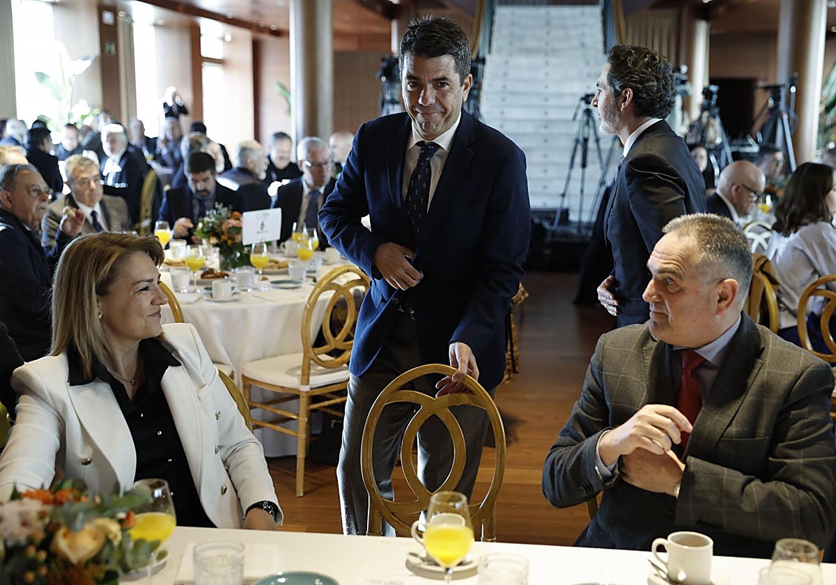 El president de la Generalitat, Carlos Mazón, junto a los vicepresidentes Susana Camarero y Francisco José Gan Pampols