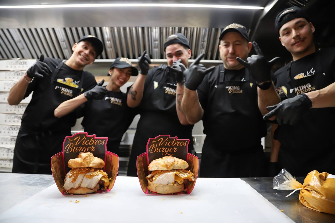 La esperada inauguración de The Champions Burger Córdoba, en imágenes