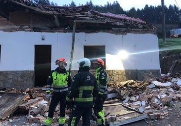 El derrumbamiento de una casa en Gozo (Asturias) deja 12 heridos, siete de ellos menores