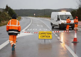 Activados los planes de emergencia por fuertes lluvias en Málaga, Fuengirola, Estepona y Marbella en el Día de Andalucía