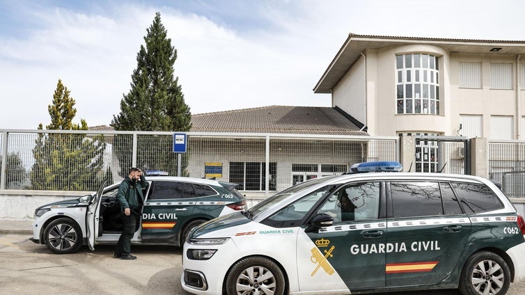 El joven que amenazó con «matar personas» en 27 colegios de Valencia permanece bajo custodia de la Guardia Civil