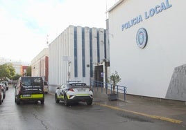 El Pleno de Puente Genil aprueba subir las gratificaciones por servicios extraordinarios a la Policía Local