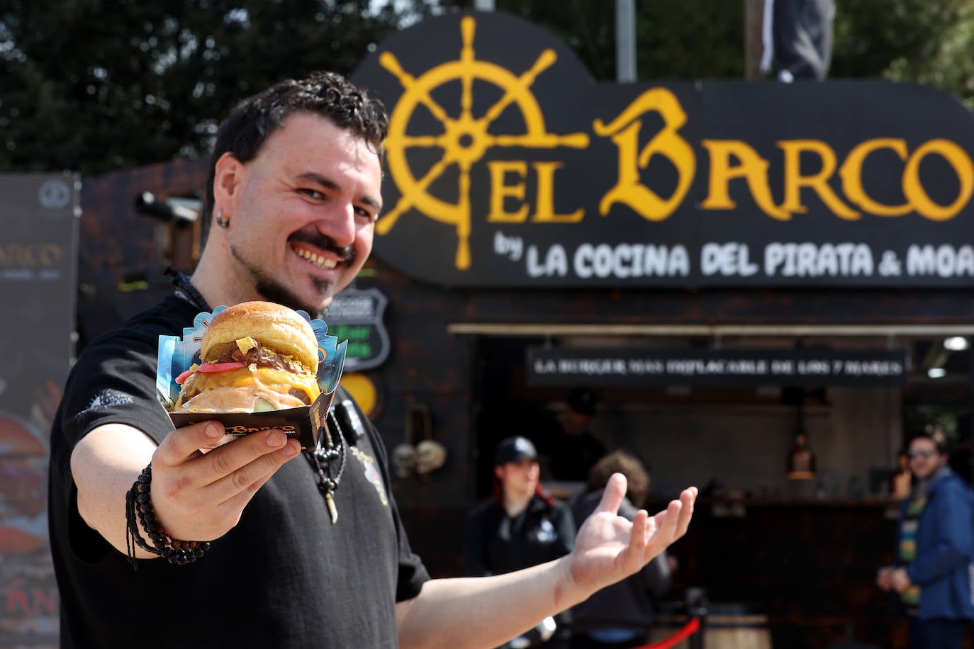 La multitudinaria Champions Burger en Córdoba, en imágenes