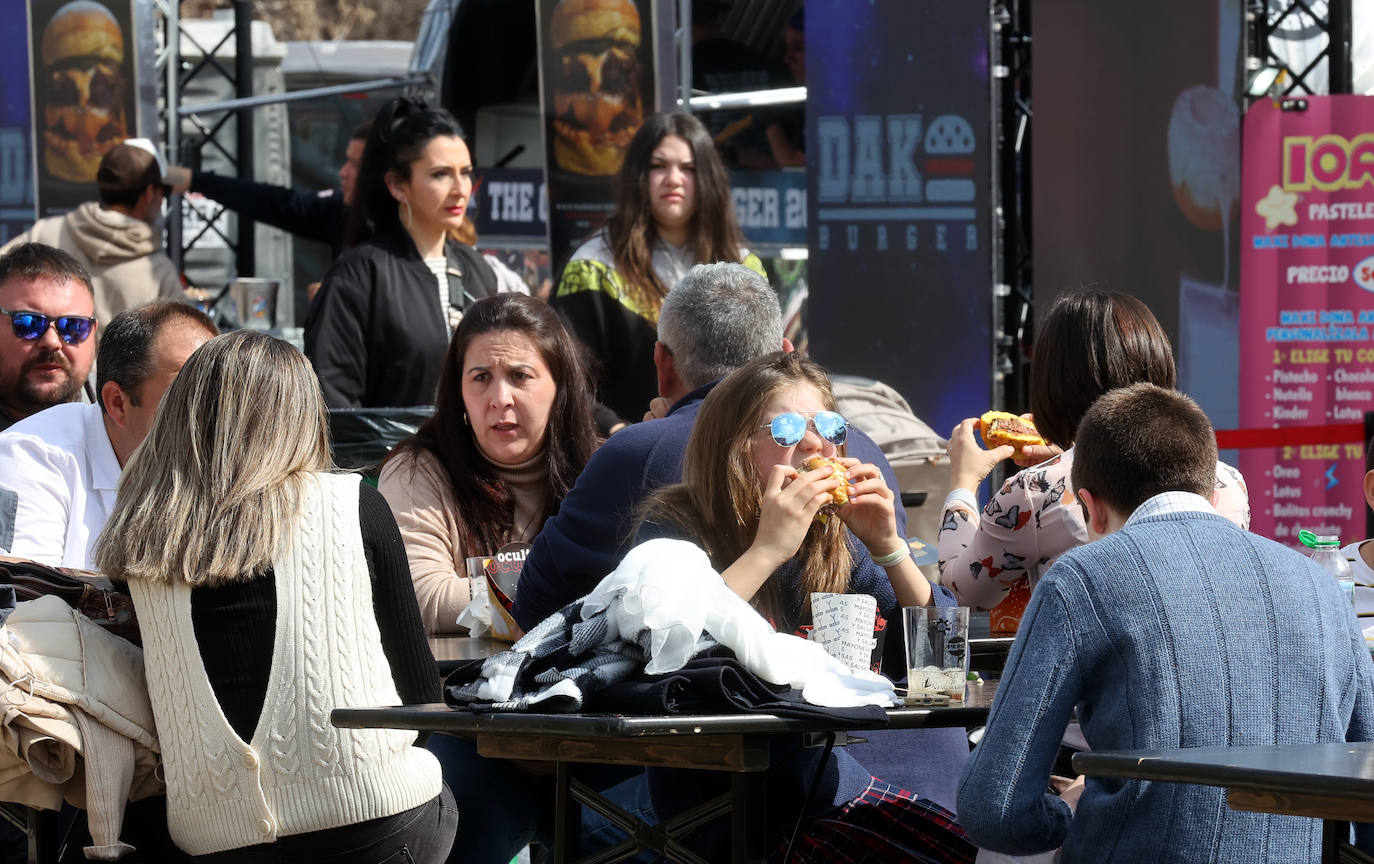 La multitudinaria Champions Burger en Córdoba, en imágenes