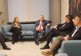 Gobierno y Junts cierran un acuerdo para la delegación de competencias en inmigración que pedía Puigdemont