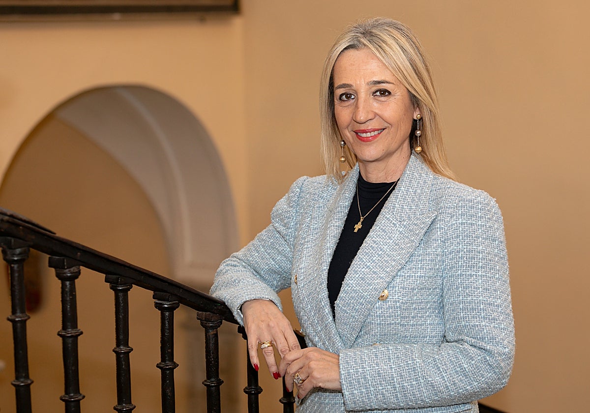 Inés Cañizares posa para ABC en el Ayuntamiento de Toledo