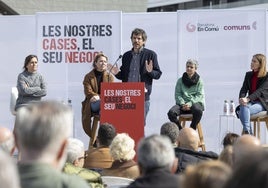 Los comunes inician negociaciones con el Govern para evitar que 36.000 pisos dejen de ser de protección oficial
