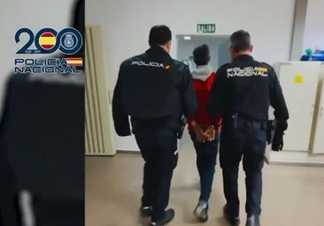 Detenidas tres personas por robar la caja registradora de un bar de Alcorcón tras romper el escaparate