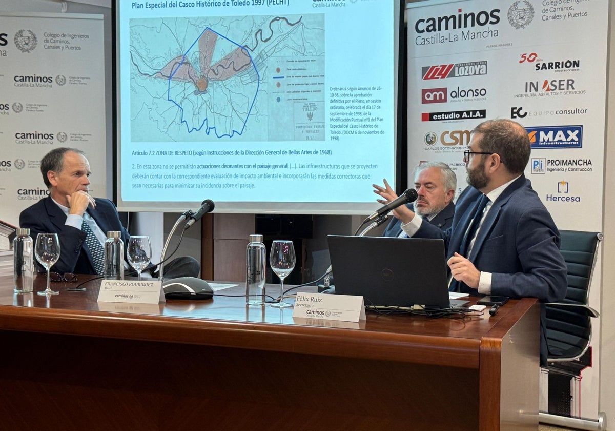 Un momento de la jornada de debate de los ingenieros de la región