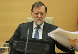 Mariano Rajoy urge a convocar elecciones tras el «disparate» de la cesión de inmigración a Cataluña