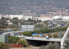 El Gobierno sigue sin fecha para licitar la Variante Oeste cinco meses después de reunirse con la Junta de Andalucía