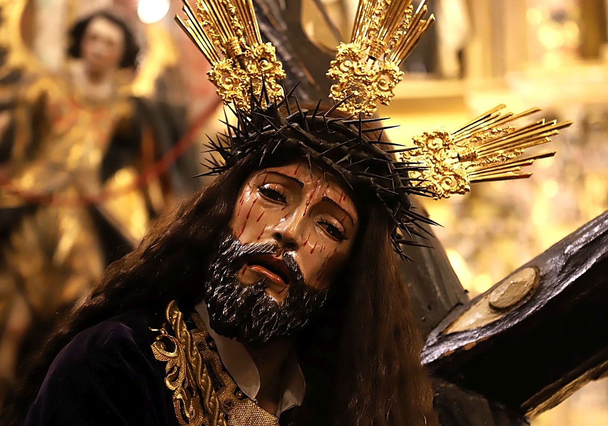 Nuestro Padre Jesús Caído, en su templo