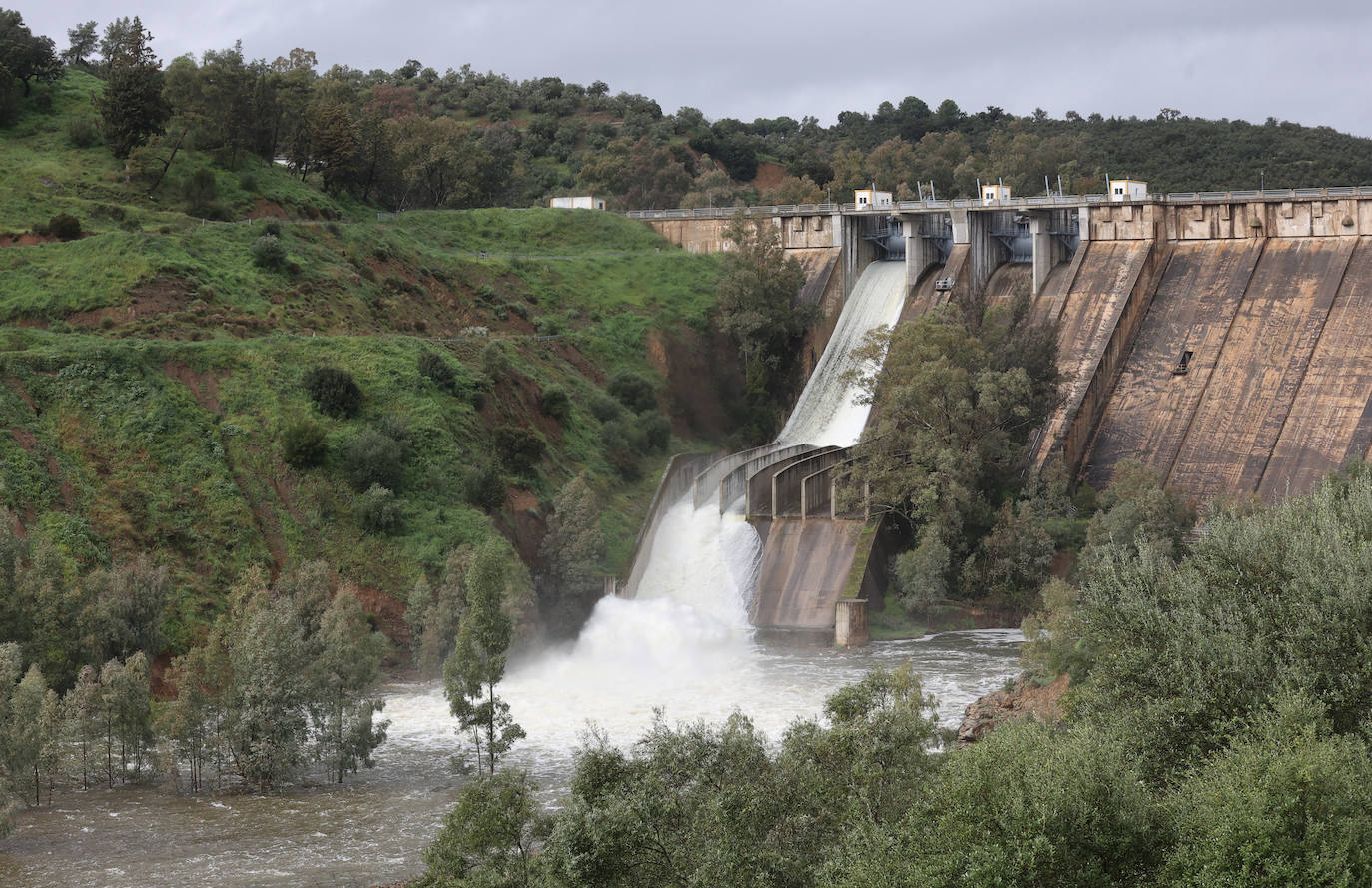 La notable crecida del río Guadalquivir, en imágenes