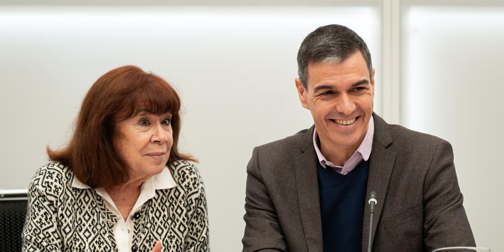 El PSOE se lanza en tromba contra Feijóo la semana que Sánchez le recibe