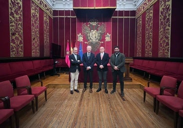 Juan Marín respalda la iniciativa de asociaciones de franquicias que quieren trasladar su modelo de negocio a Toledo