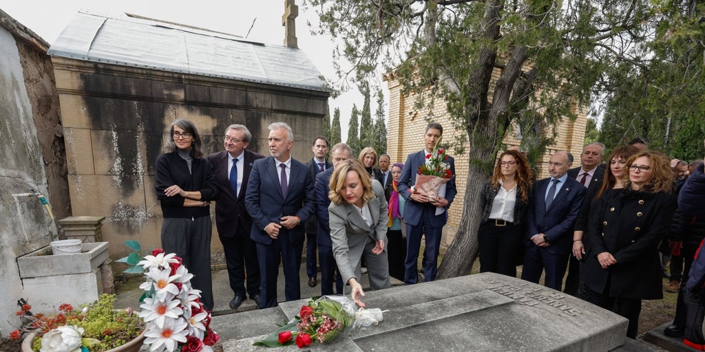 Lambán no asistirá el fin de semana al congreso regional del PSOE, donde se consumará el relevo para Alegría: «Mi presencia no sería grata»